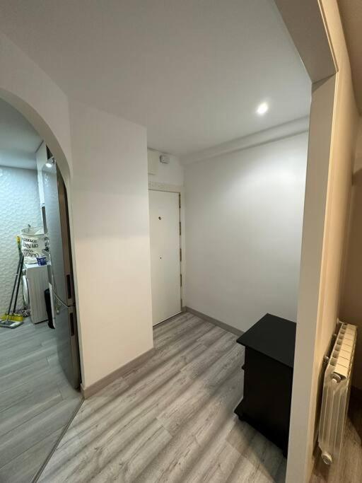 Cozy 1-Bedroom Apartment 마드리드 외부 사진